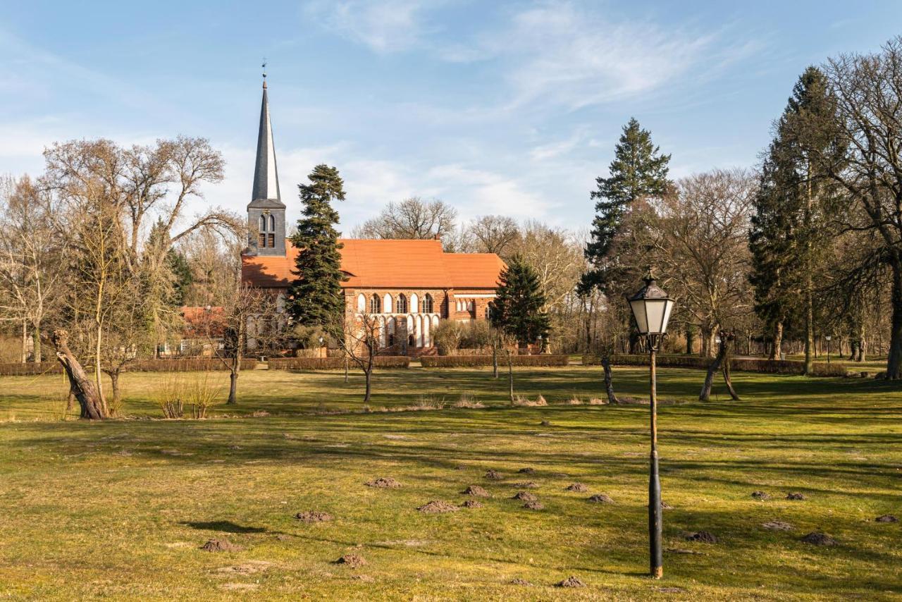 Klostergartenhotel Marienfliess Stepenitz エクステリア 写真